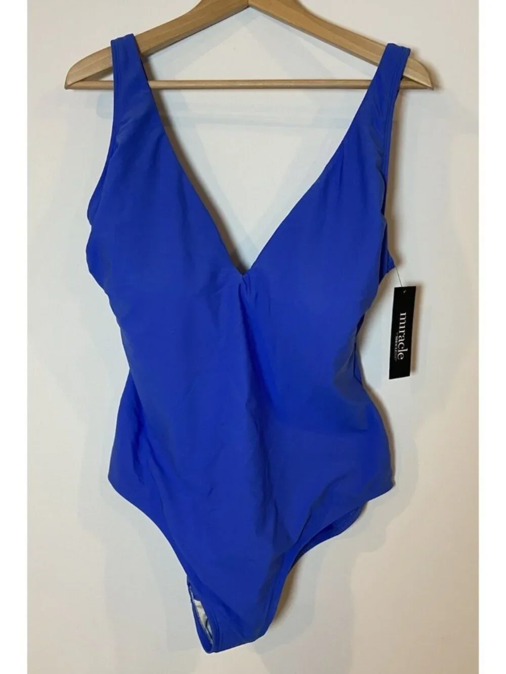 NWT Miraclesuit Bathing Suit Swim Chi One Piece Macaw Blue Size 16 New